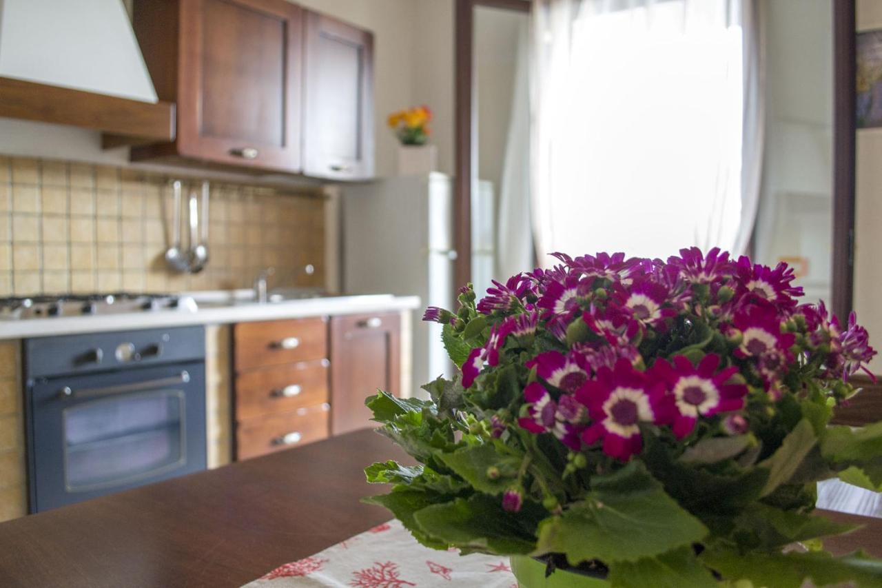 Residence Borgo Latino- Localo 토레 델 로소 외부 사진