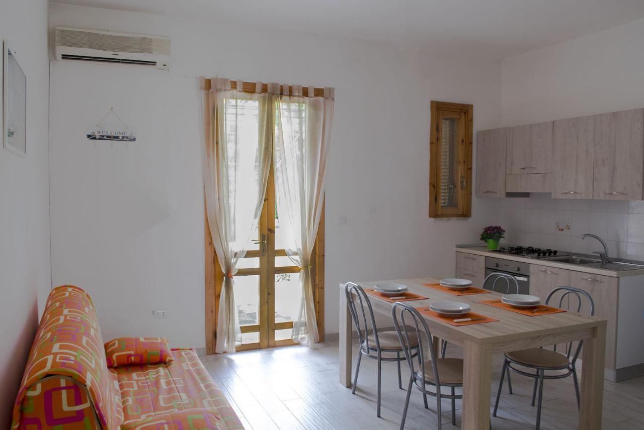 Residence Borgo Latino- Localo 토레 델 로소 외부 사진