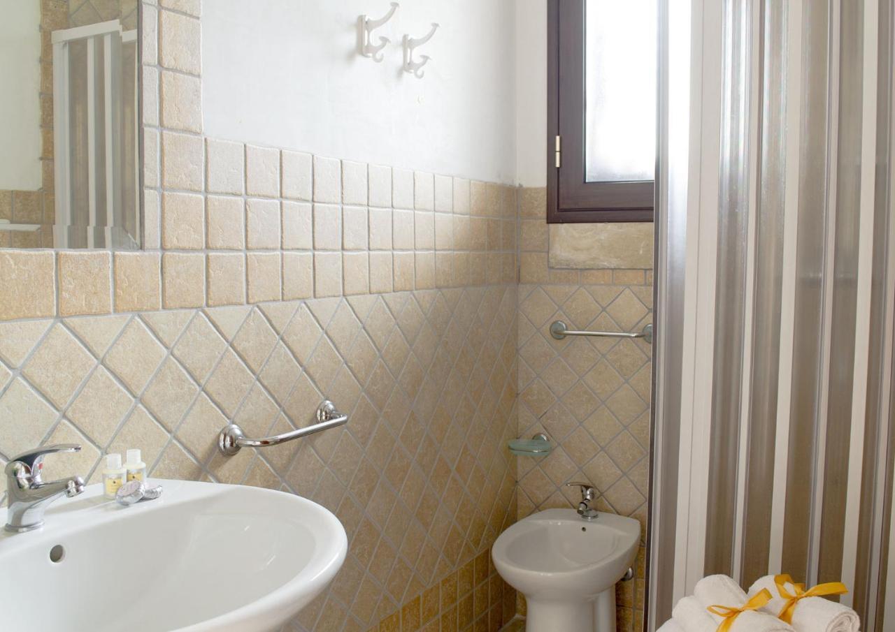 Residence Borgo Latino- Localo 토레 델 로소 외부 사진